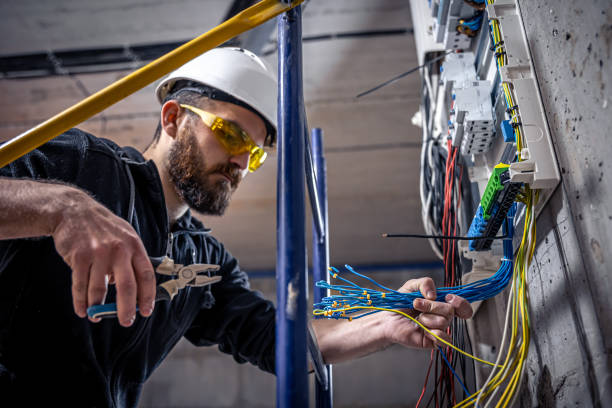 Best Ceiling Fan Installation Electrician  in Shorewood, WI